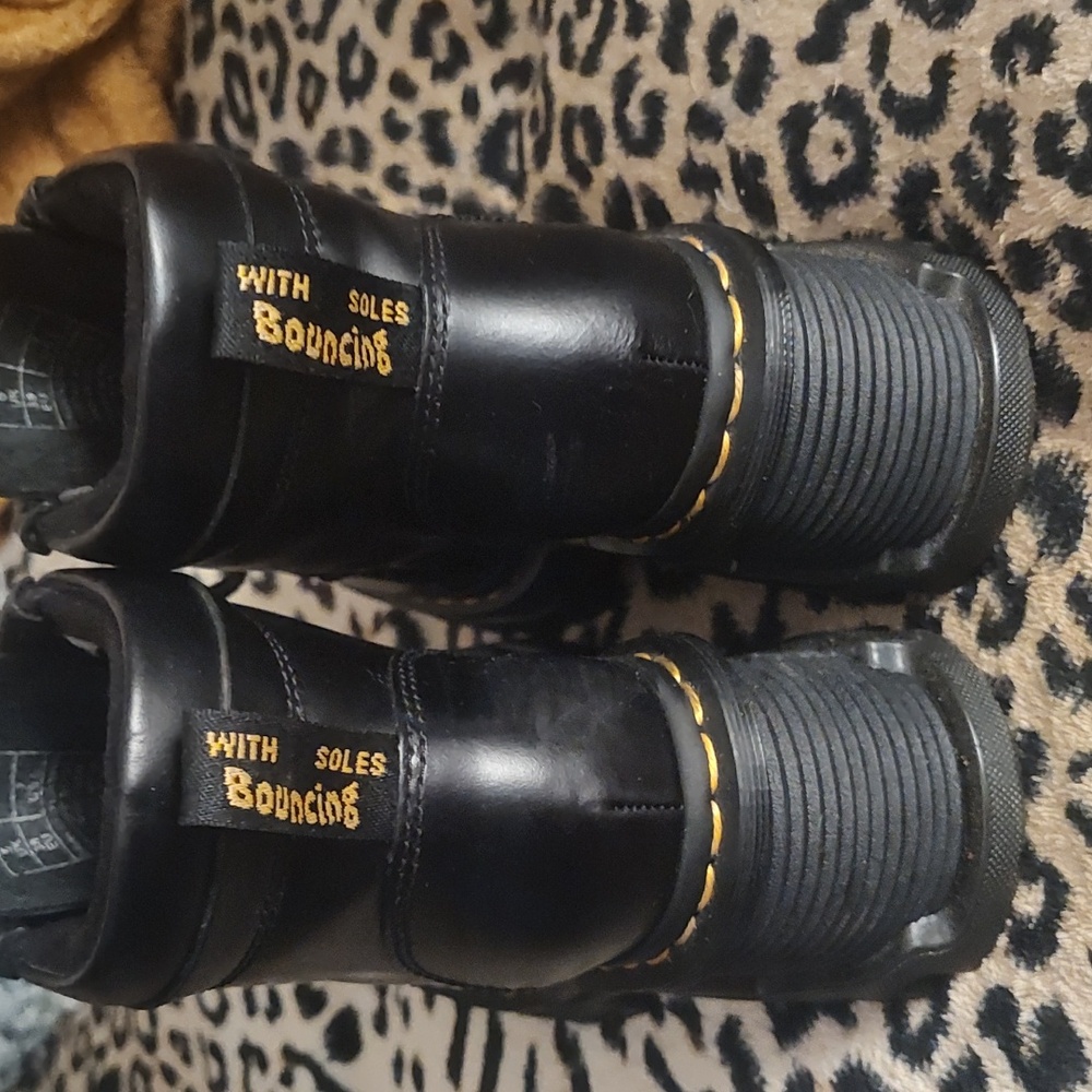Dr. Martens Shiny Black Lace-Up Boots - Picture 5 of 6